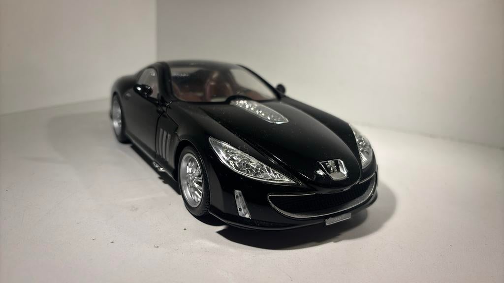 Peugeot 907 concept car Bburago 1.18, Ophalen of Verzenden, Bburago, A, A