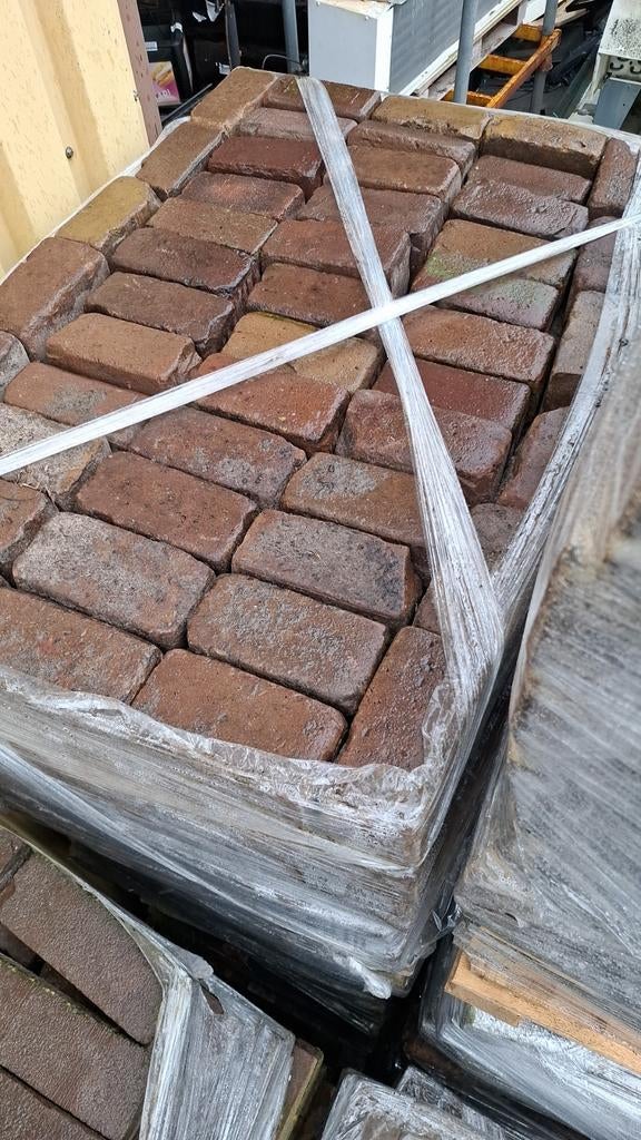 Oude gebakken klinkers op pallets.10 duimers, Ophalen, Gebruikt, Keramiek, Klinkers