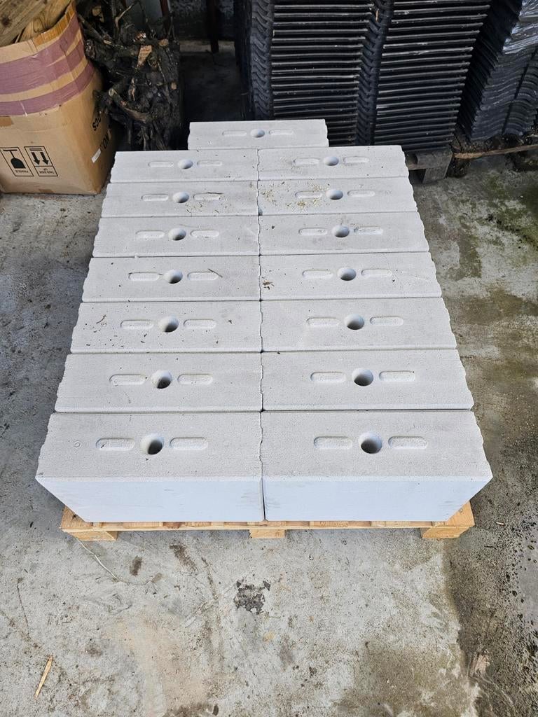 Kalkzandsteen vellingblok  V150/298/437, Ophalen, Kalkzandstenen