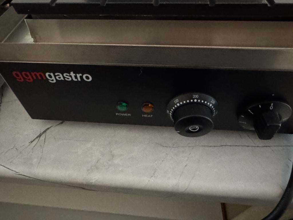 Poffertjes , wafels en warmhouder chocolade saus, Ophalen of Verzenden, Nieuw