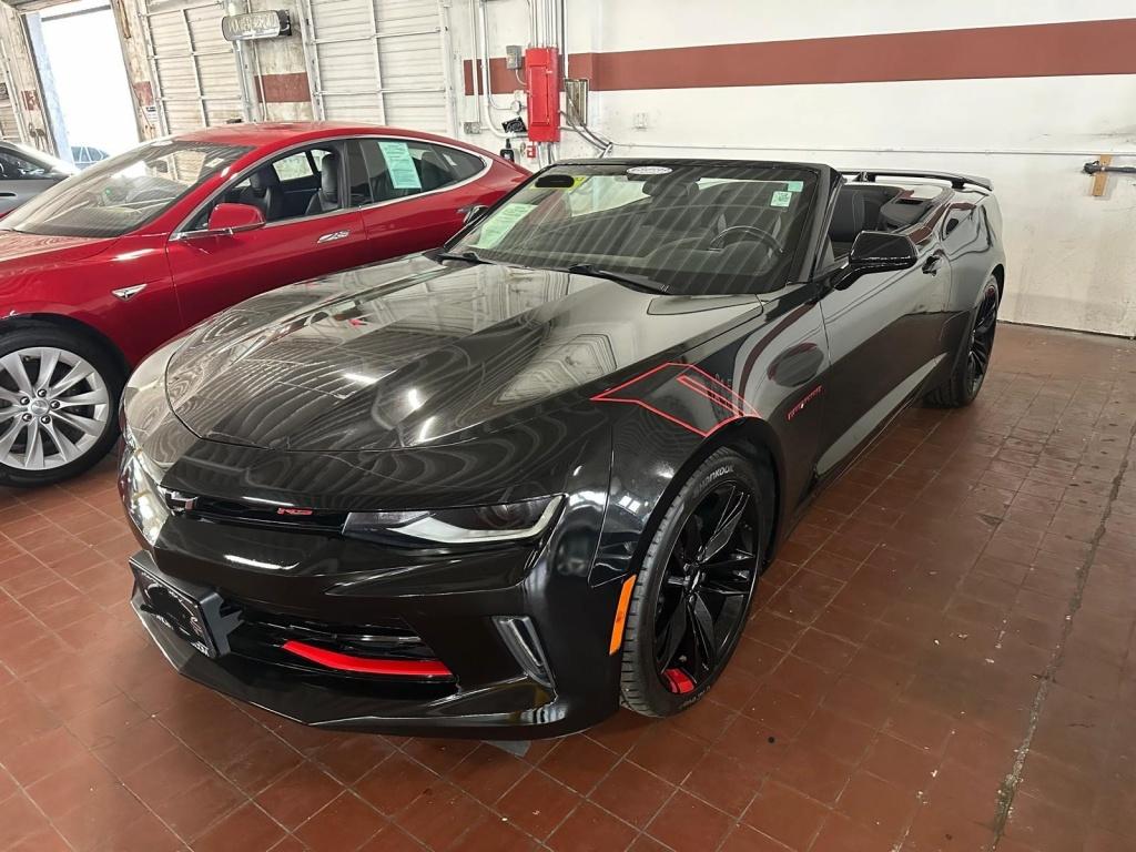 Chevrolet Camaro CAMARO CABRIOLET REDLINE 2.0 (bj 2018), 0 cilinders, Gebruikt, Camaro, Cabriolet