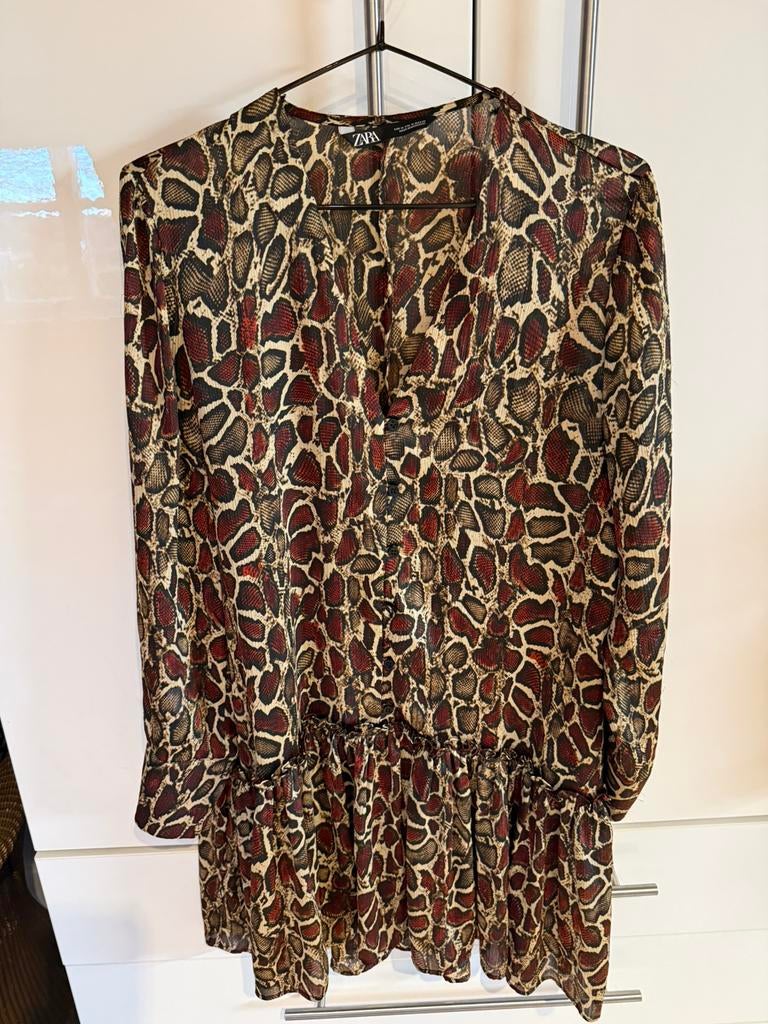 Bruin met rode python print jurk, maat M, merk Zara, Maat 38/40 (M), Bruin, Ophalen of Verzenden, Gedragen