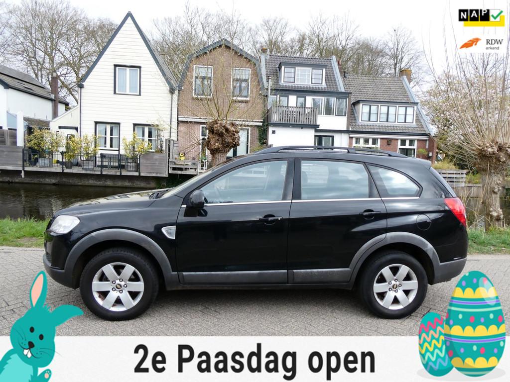 Chevrolet Captiva 2.4i Style 2WD 7-Persoons EXPORT ONLY TRAI, Auto's, Chevrolet, Gebruikt, 4 cilinders, 7 stoelen, Zwart