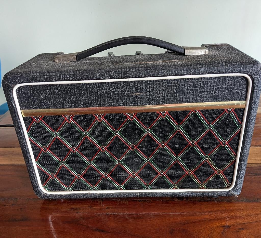 Vox Escort gitaarversterker., Muziek en Instrumenten, Ophalen, Gebruikt, Gitaar, Minder dan 50 watt