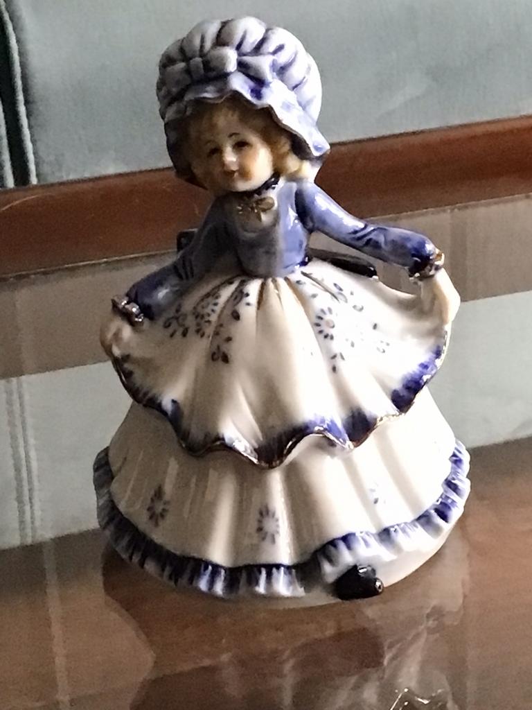 Mooi, elegant beeldje, Ophalen, Zo goed als nieuw, Mens