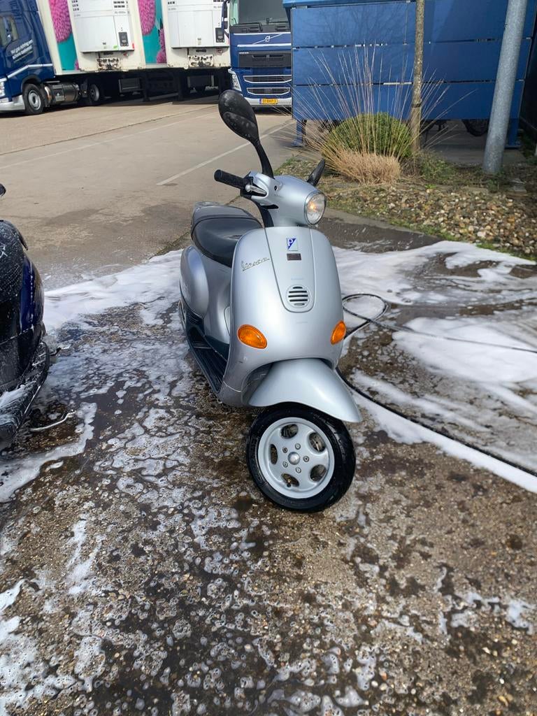Piaggio vespa et4 4 takt 50cc, Ophalen, Gebruikt, Overige modellen, Maximaal 45 km/u