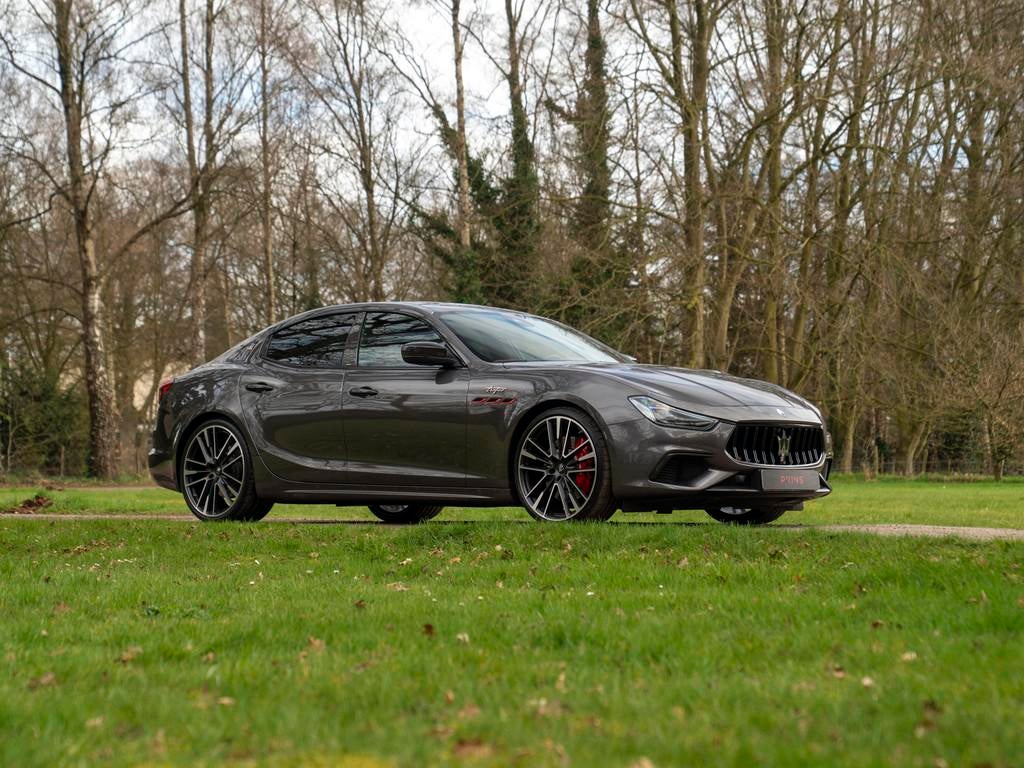 Maserati Ghibli Trofeo 3.8 V8 580pk | Atelier int. | 1e eige, Automaat, Gebruikt, Met garantie (alle), Leder