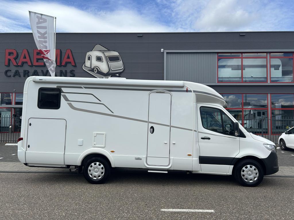 Hymer B-MC T 600 Automaat, Fietsdrager, Tv, Schotel, Automaat, Koelkast, Ringverwarming, Bedrijf