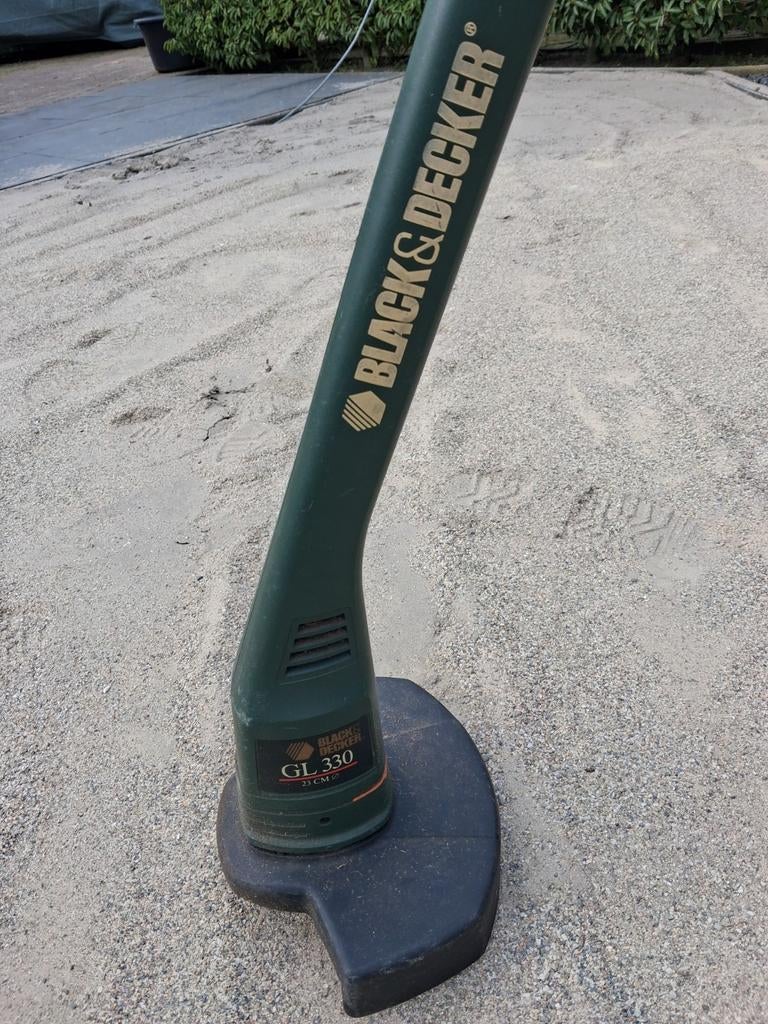 Black & Decker GL330 grastrimmer, Tuin en Terras, Grastrimmers, Ophalen