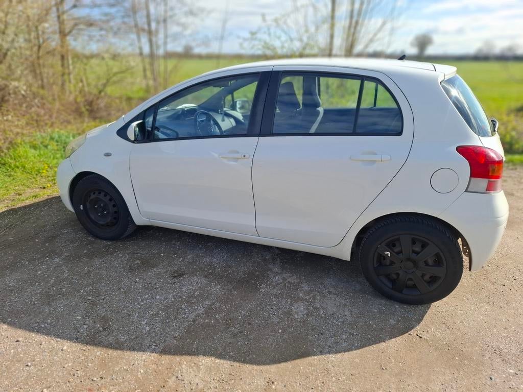 Witte Toyota Yaris, Auto's, Particulier, Te koop