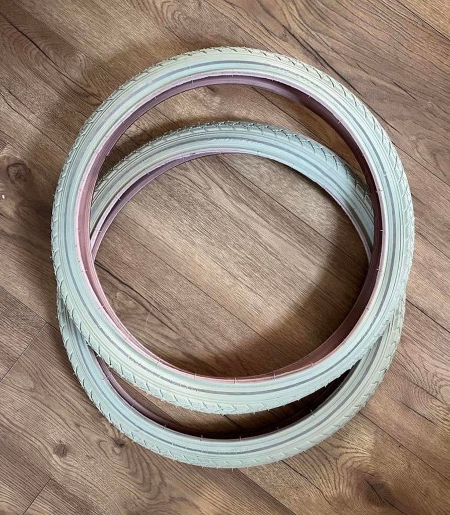 NIEUW 2 Fietsbanden 22” 47-456 creme, Ophalen of Verzenden, Nieuw, Algemeen, Band