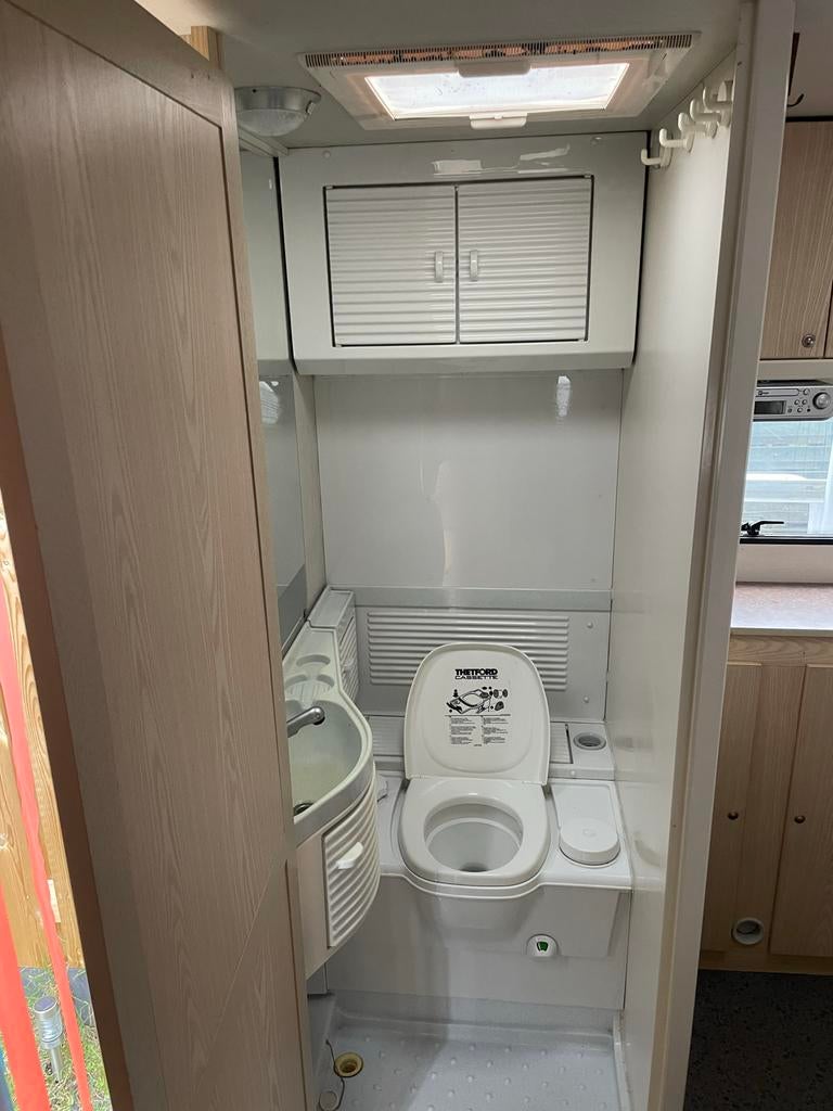 Mooie en goed onderhouden Kip caravan te koop!, Caravans en Kamperen, Caravans, Standaardzit, Kip, Tot en met 2, 750 - 1000 kg