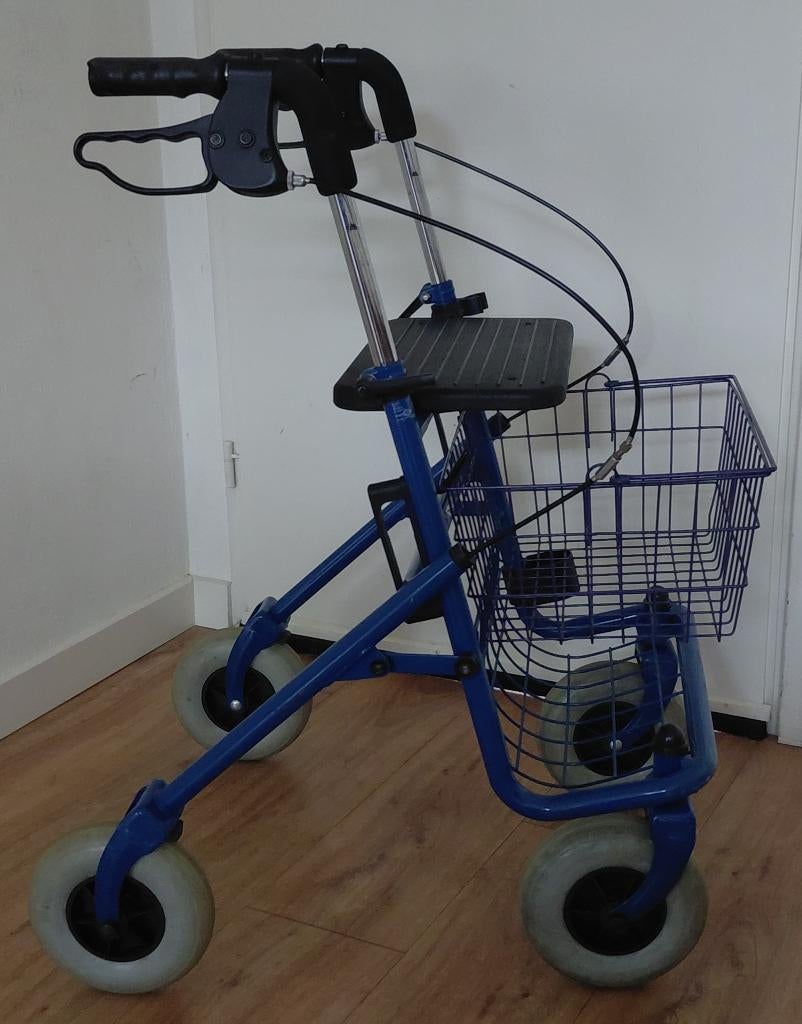 Rollator 'Provo Premis' + Mand, Diversen, Rollators, Ophalen, Opvouwbaar, Zo goed als nieuw