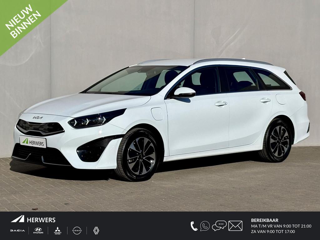 Kia Ceed Sportswagon 1.6 GDI PHEV DynamicLine / Fabrieksgara, Gebruikt, Wit, Plug-in hybride, 1508 kg