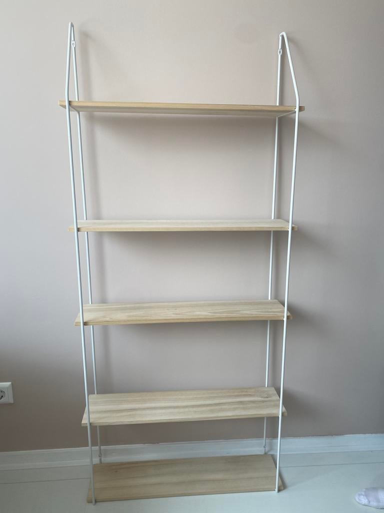 Wand hang kast wit metaal houten planken Sostrene grene, Huis en Inrichting, Woonaccessoires | Wandplanken en Boekenplanken, Ophalen of Verzenden