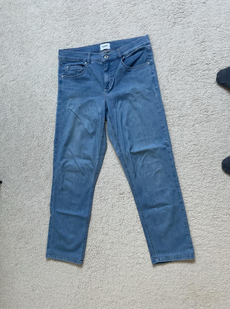 Licht blauwe jeans van Angels, mt 40, Kleding | Dames, Spijkerbroeken en Jeans, Ophalen of Verzenden, Gedragen, Blauw, W30 - W32 (confectie 38/40)