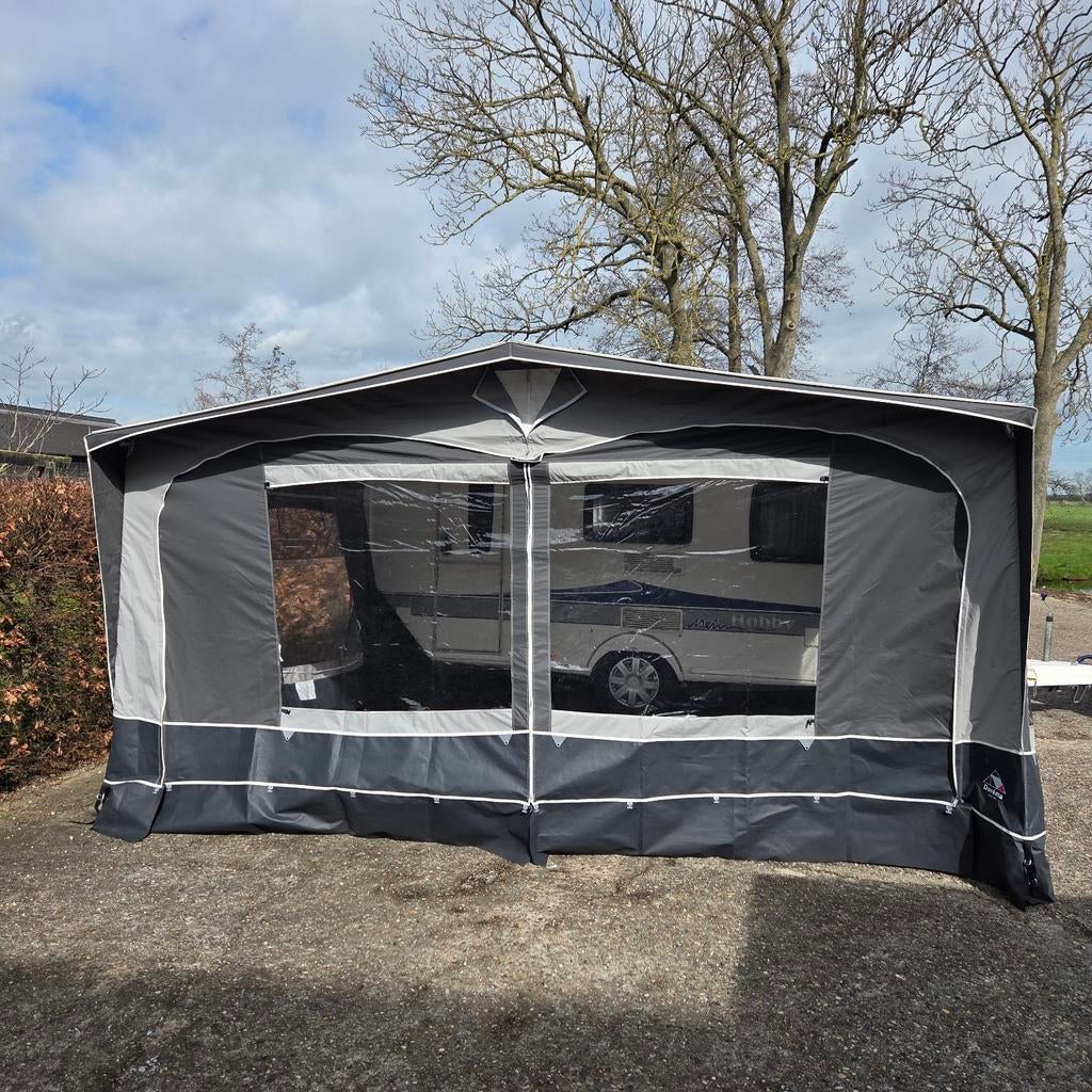 Mooie Dorema president XL300 voortent maat 10 uit 2024, Ophalen