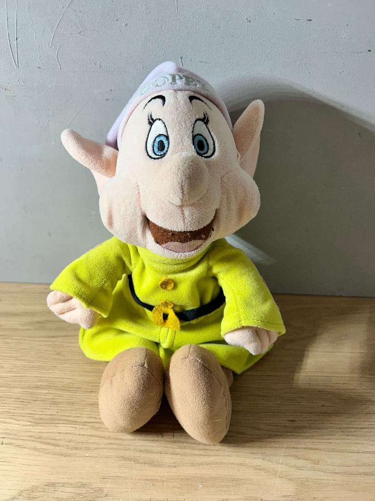 Sneeuwwitje Dwerg Dopey, Verzamelen, Ophalen of Verzenden, Sneeuwwitje of Doornroosje, Zo goed als nieuw, Knuffel