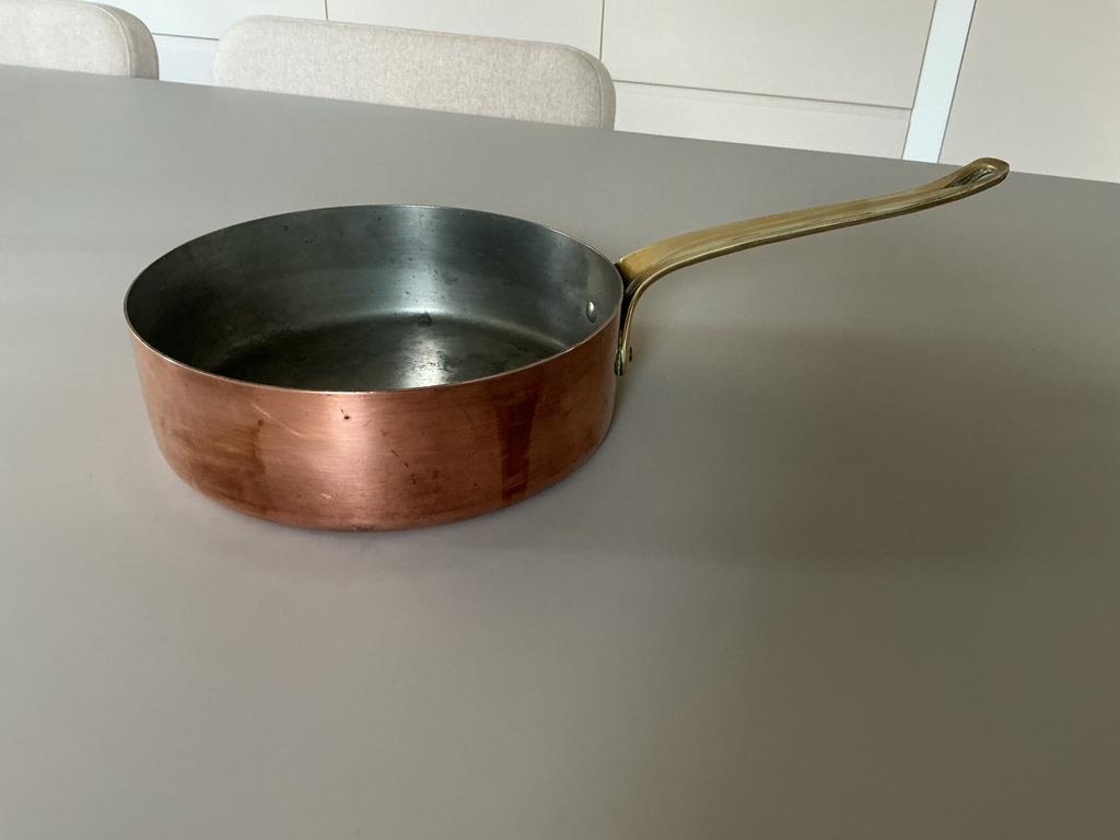 Vintage koperen steelpan, Huis en Inrichting, Keuken | Potten en Pannen, Ophalen of Verzenden, Zo goed als nieuw, Overige materialen