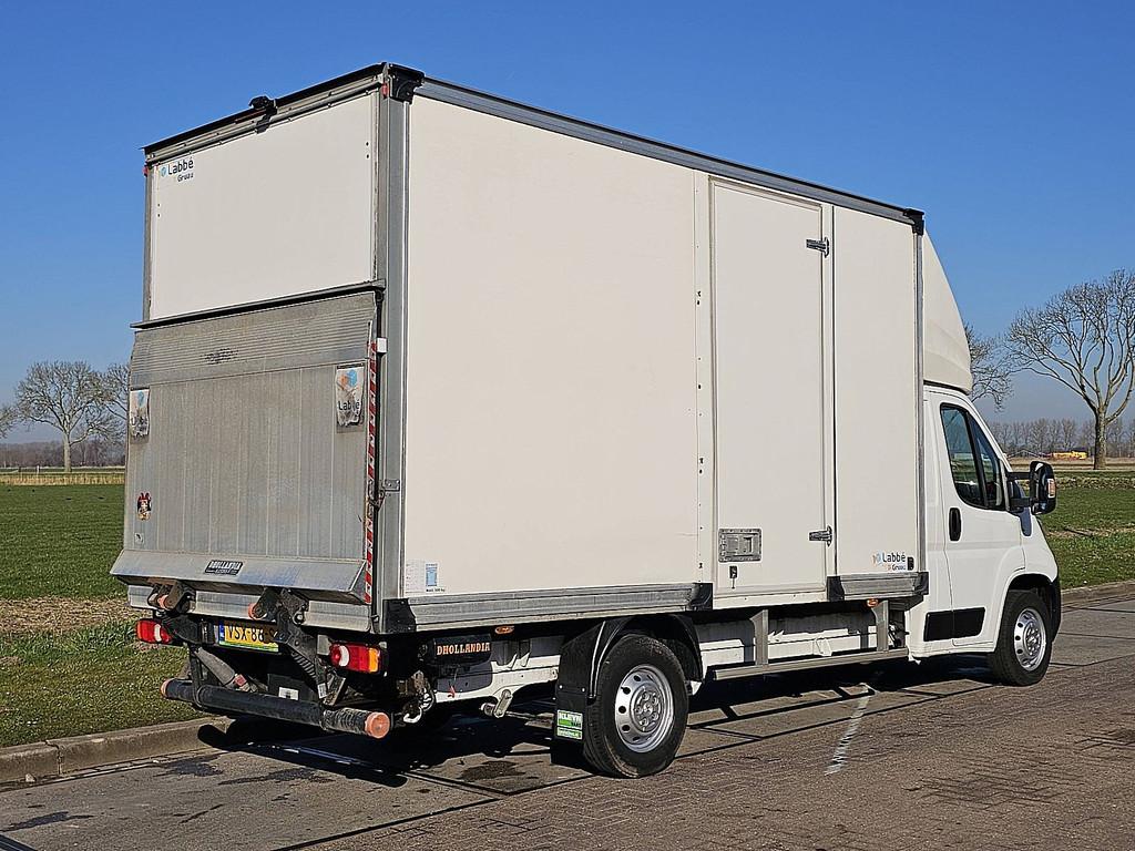 PEUGEOT BOXER 2.0 bakwagen laadklep!, Auto's, Navigatiesysteem, Gebruikt, Euro 6, Bedrijf