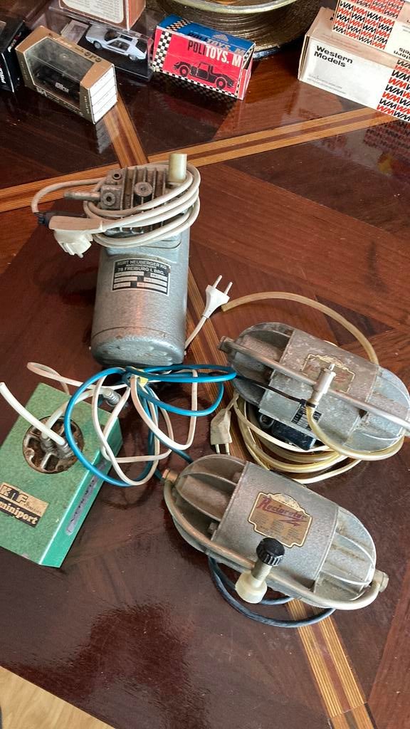 Airbrush compressor 4x, Ophalen of Verzenden, Gebruikt, Groter dan 1:32