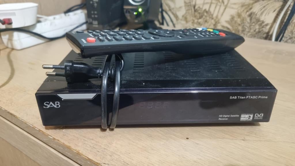 SAB Titan HD FTASC Prime Satellietontvanger, Ophalen of Verzenden, Zo goed als nieuw, Overige merken