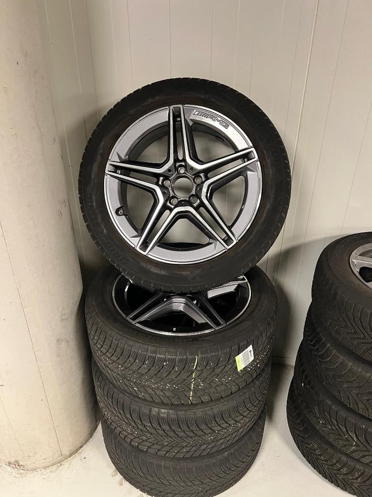 Mercedes GLA AMG Velgen 19" met winterbanden, Gebruikt, Velg(en), Winterbanden, 235 mm