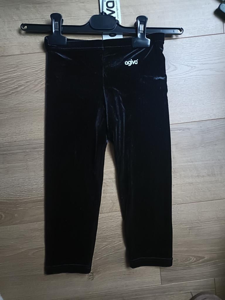 Agiva turnbroek gym gymnastics  3/4 broek velours broek, Sport en Fitness, Turnen, Ophalen of Verzenden, Nieuw