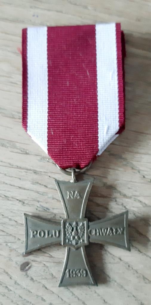 Cross of Valour Poolse Medaille 1939, Verzamelen, Militaria | Tweede Wereldoorlog, Ophalen of Verzenden, Overige gebieden, Lintje, Medaille of Wings