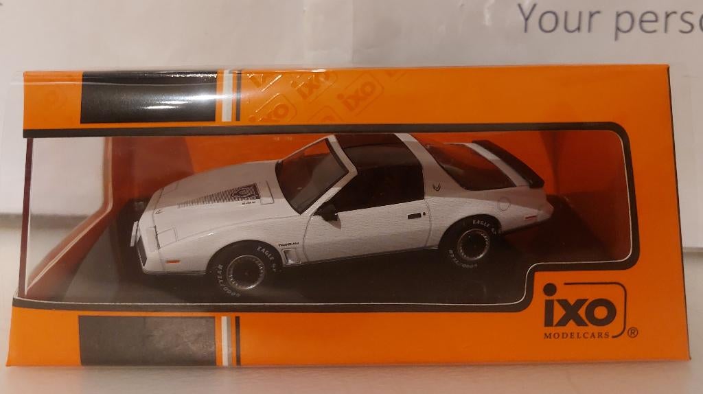 Ixo 1:43 Pontiac Firebird 1982 wit nieuw, Hobby en Vrije tijd, Modelauto's | 1:43, Ophalen of Verzenden, Nieuw, Auto, Overige merken