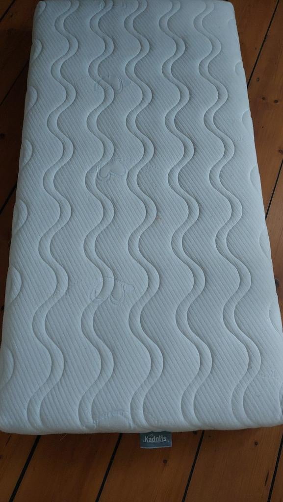Kadolis Matras - Kinderbed 60x120 cm, Ophalen, 190 cm of minder, Zo goed als nieuw, Matras