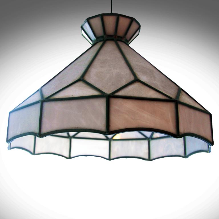 Melkglazen glas-in-lood lamp, Ophalen