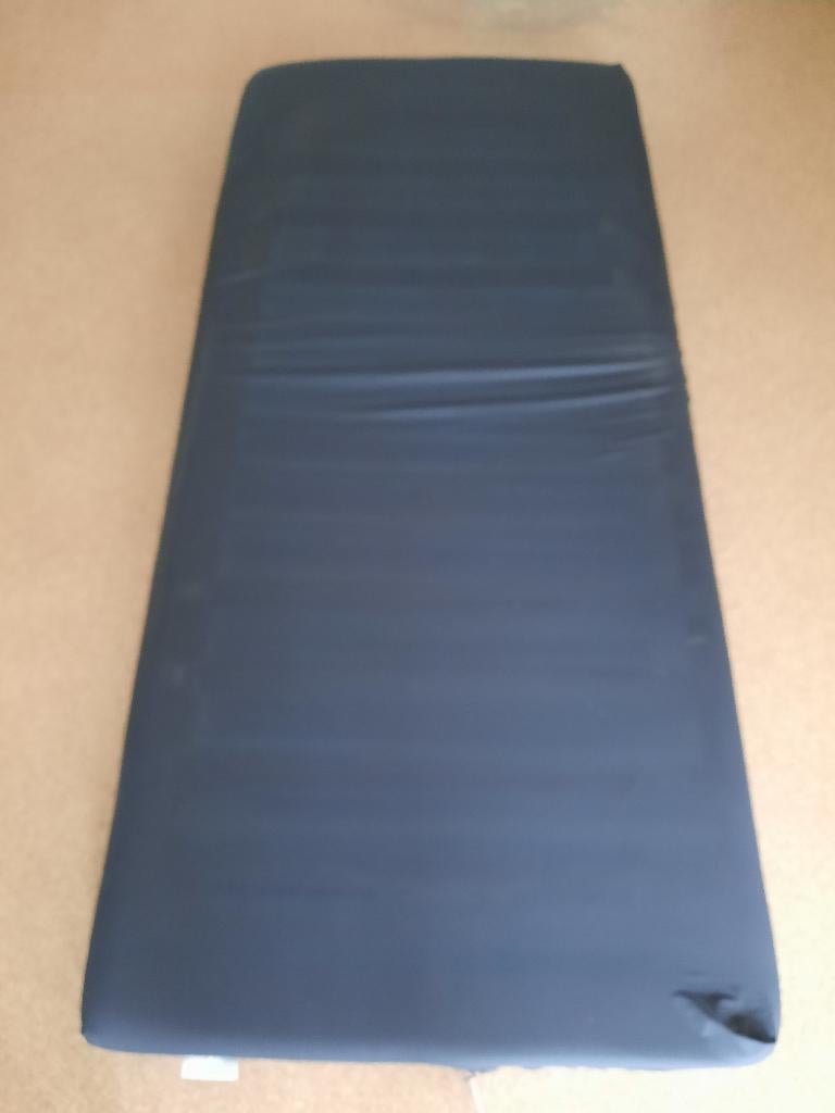 Te koop aangeboden: goed stevig matras, Ophalen, 90 cm, Eenpersoons, 190 cm of minder