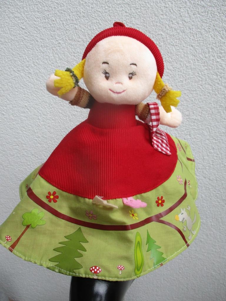 Handpop omkeerbaar 3 in 1 : roodkapje + wolf +oma, Ophalen of Verzenden, Zo goed als nieuw, Overige typen