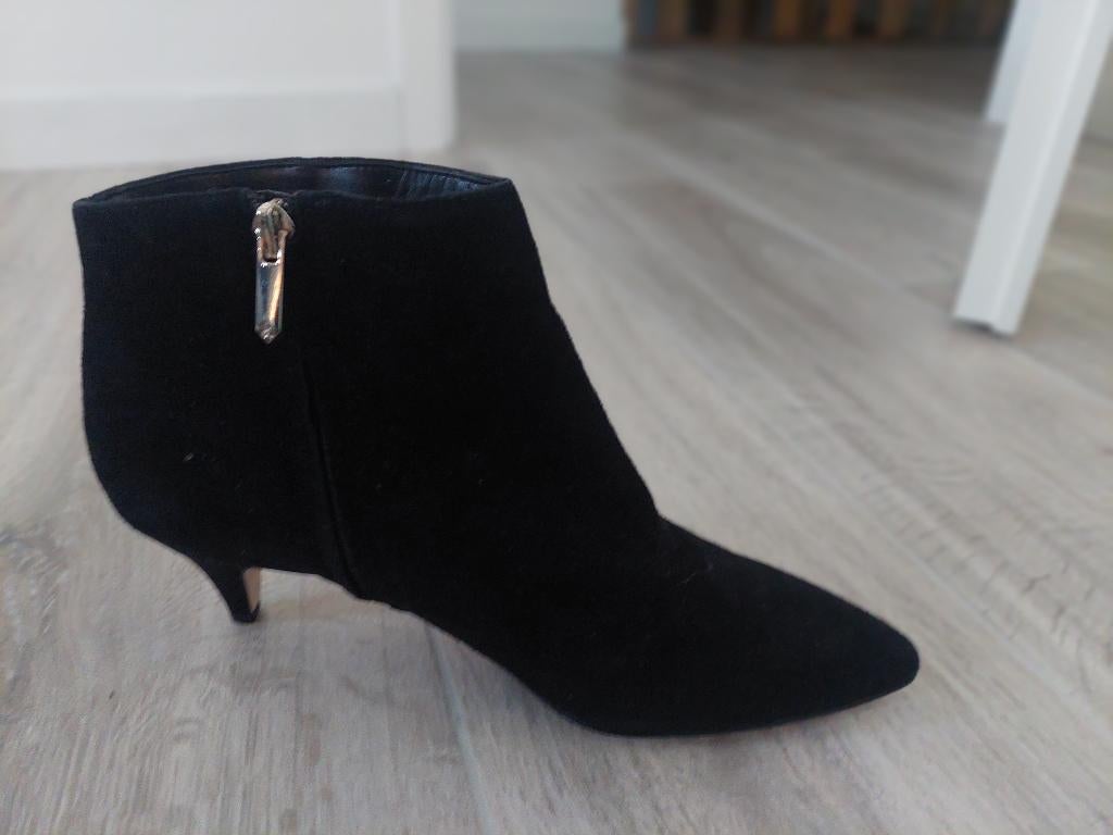 nieuwe laarsjes maat 38, Zwart, Lage of Enkellaarzen, Nieuw, Ophalen of Verzenden