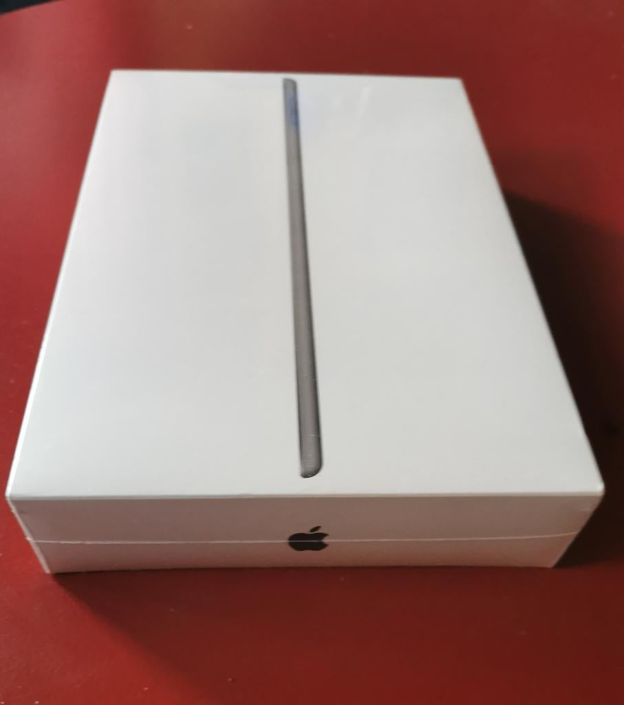 IPAD 8TH GENERATION WIFI 32 GB, Computers en Software, Apple iPads, 32 GB, Apple iPad, Nieuw, Ophalen