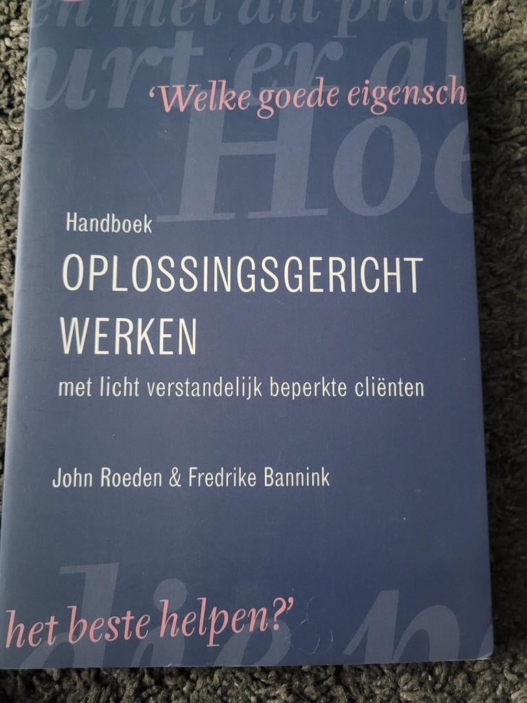 Handboek Oplossingsgericht werken LVB, Ophalen, Zo goed als nieuw, Klinische psychologie, John Roeden & Fredrike Bannink