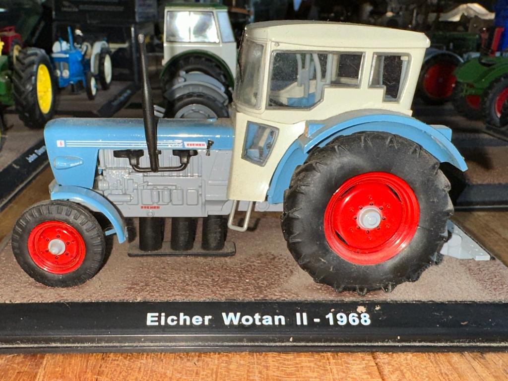 EICHER WOTAN II tractor 1968 metalen model tractor 1:32, Ophalen, Zo goed als nieuw, Tractor of Landbouw, Overige merken