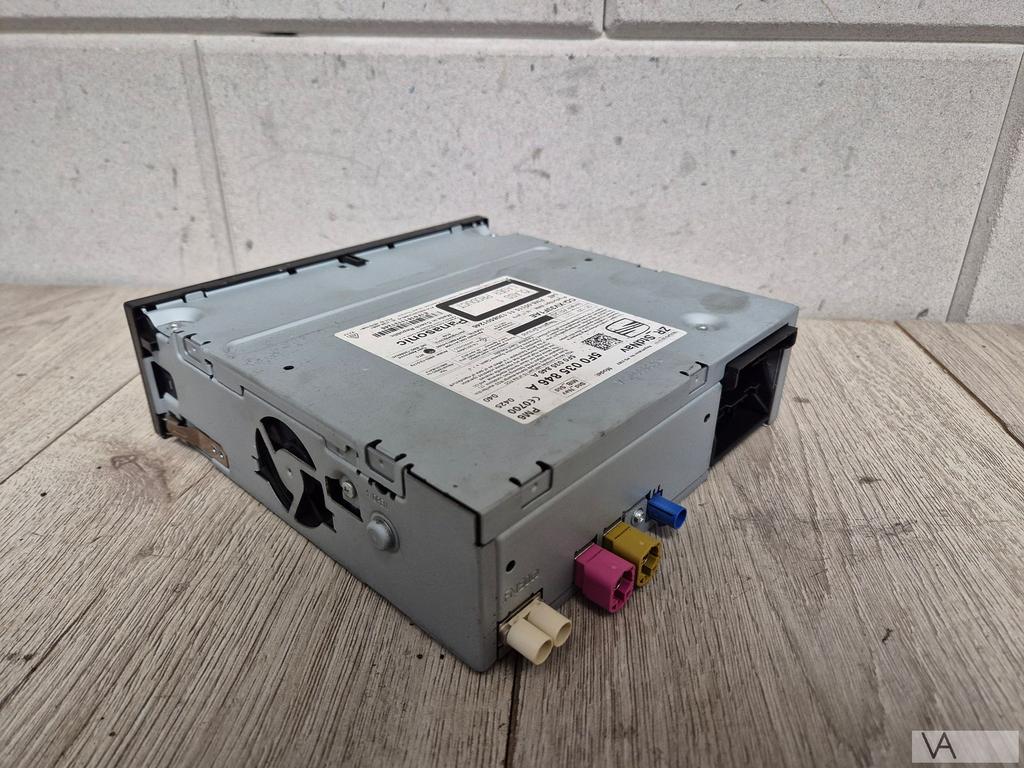 Seat Leon 5f 2012 - 2010 radio navigatie MIB 5f0035846a €150, Gebruikt, -, -, Ophalen of Verzenden