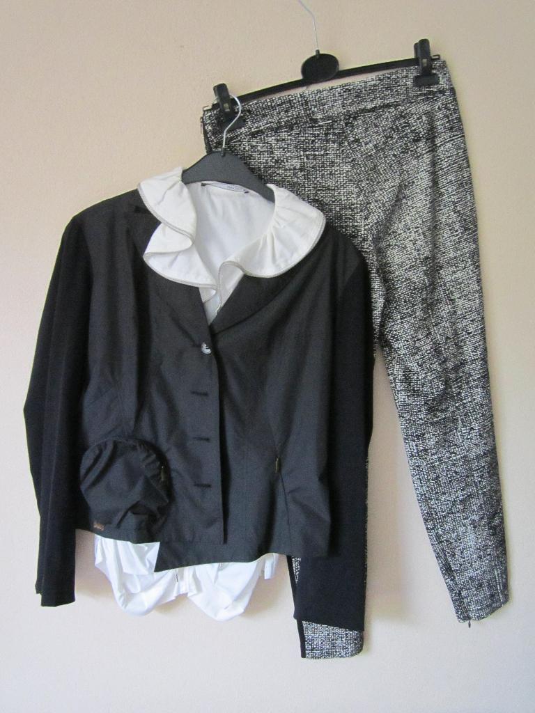 Cambio broek+La Belle Histoire jasje/Jean Paul blouse 40/42, Maat 38/40 (M), Verzenden, Zwart, Nieuw