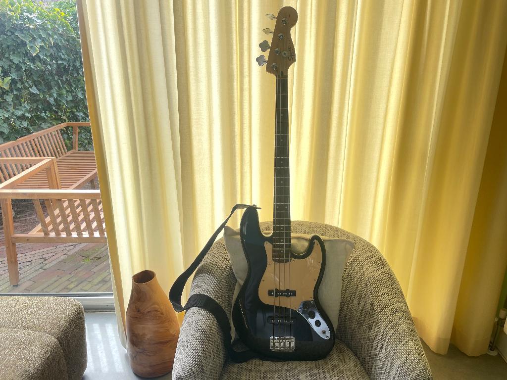 Squier Affinity Jazz Bas, Ophalen, Zo goed als nieuw, Elektrisch