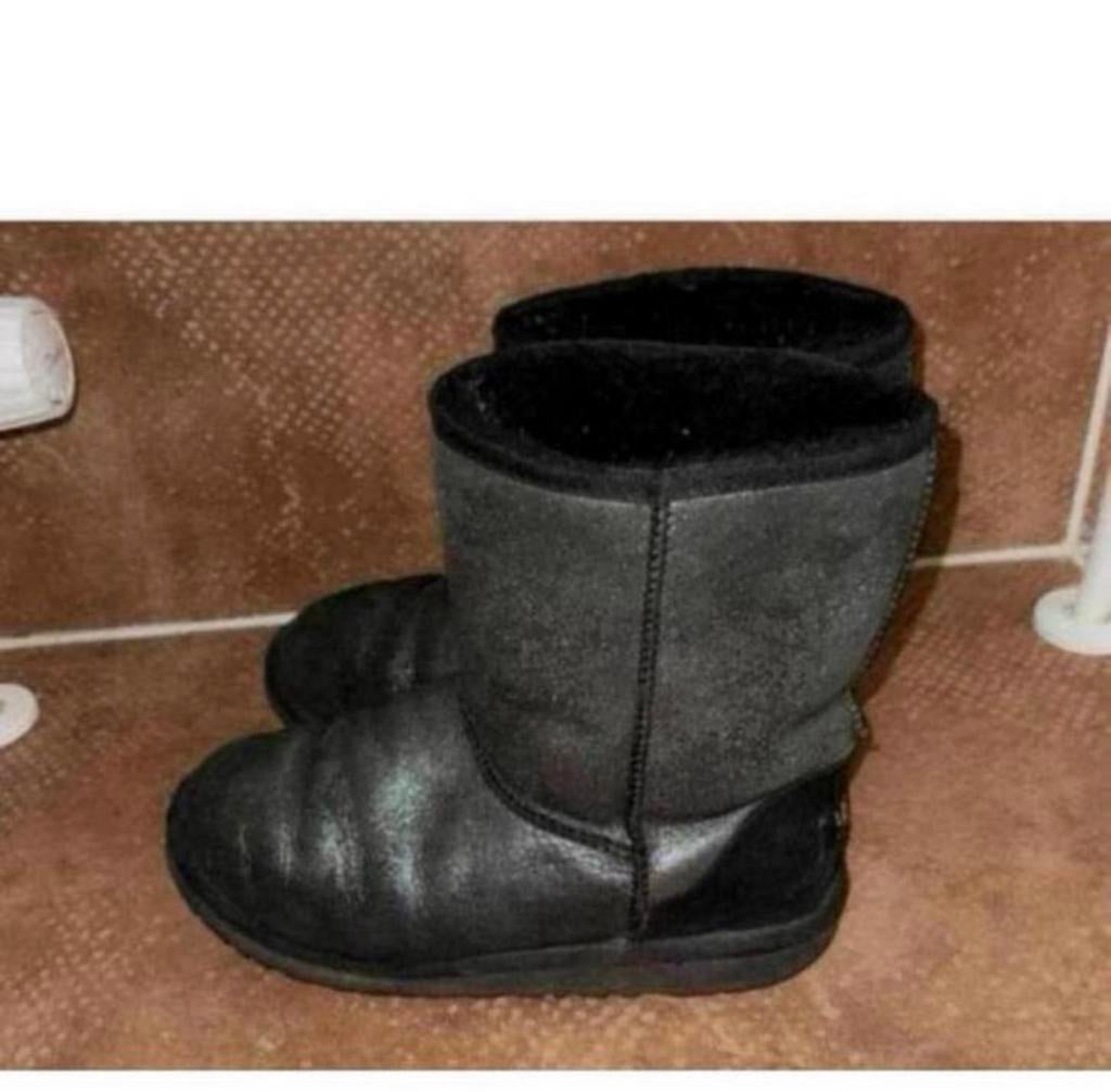 UGG maat 38 zwart zilver glitter, Ophalen of Verzenden, Zwart