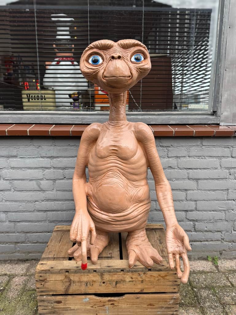 E.T. the Extra-Terrestrial levensgroot figuur, Verzamelen, Poppetjes en Figuurtjes, Ophalen, ., Zo goed als nieuw, .