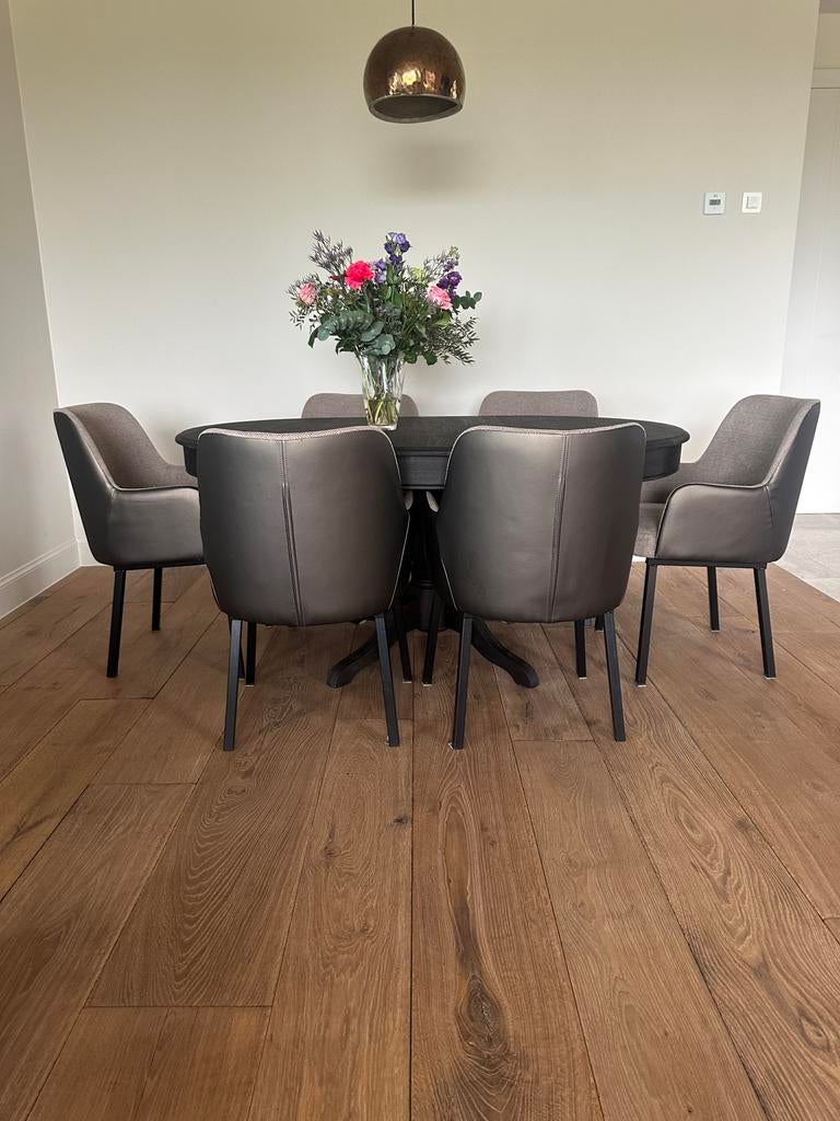 6 eetkamerstoelen taupe kleur, stof en leer, Huis en Inrichting, Ophalen, Minder dan 75 cm, Zo goed als nieuw, Hotel chique, landelijk