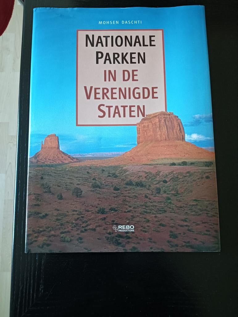 Nationale Parken in de Verenigde Staten - Reisgids, Overige merken, Mohsen Daschti, Ophalen of Verzenden, Zo goed als nieuw