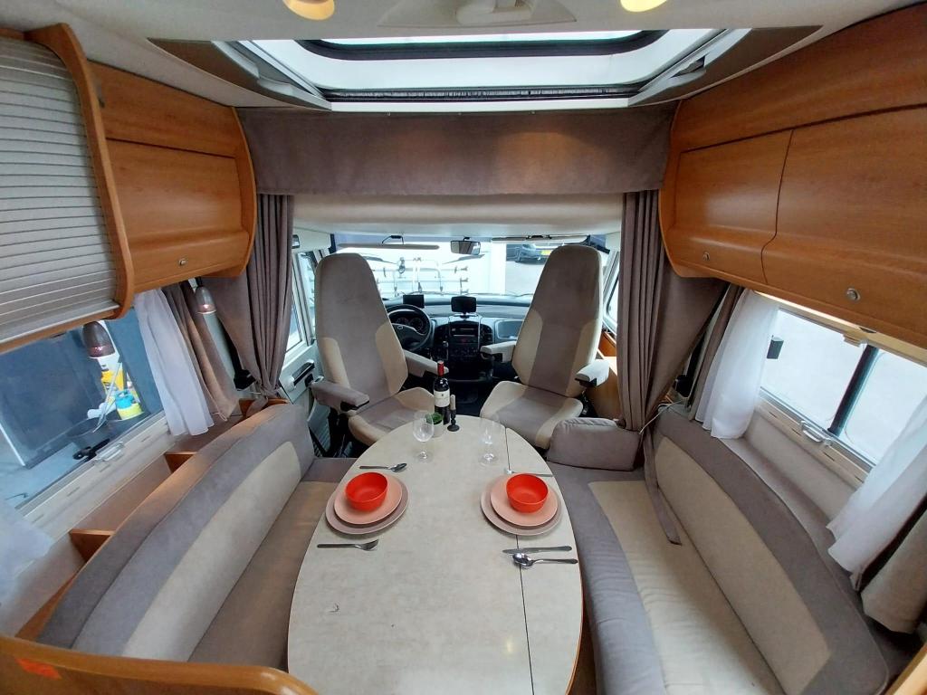 Frisse Hymer Eriba Jet met maar 44497km, dakairco en solair!, Niet ingevuld, Buitenlamp, Ringverwarming, Fiat