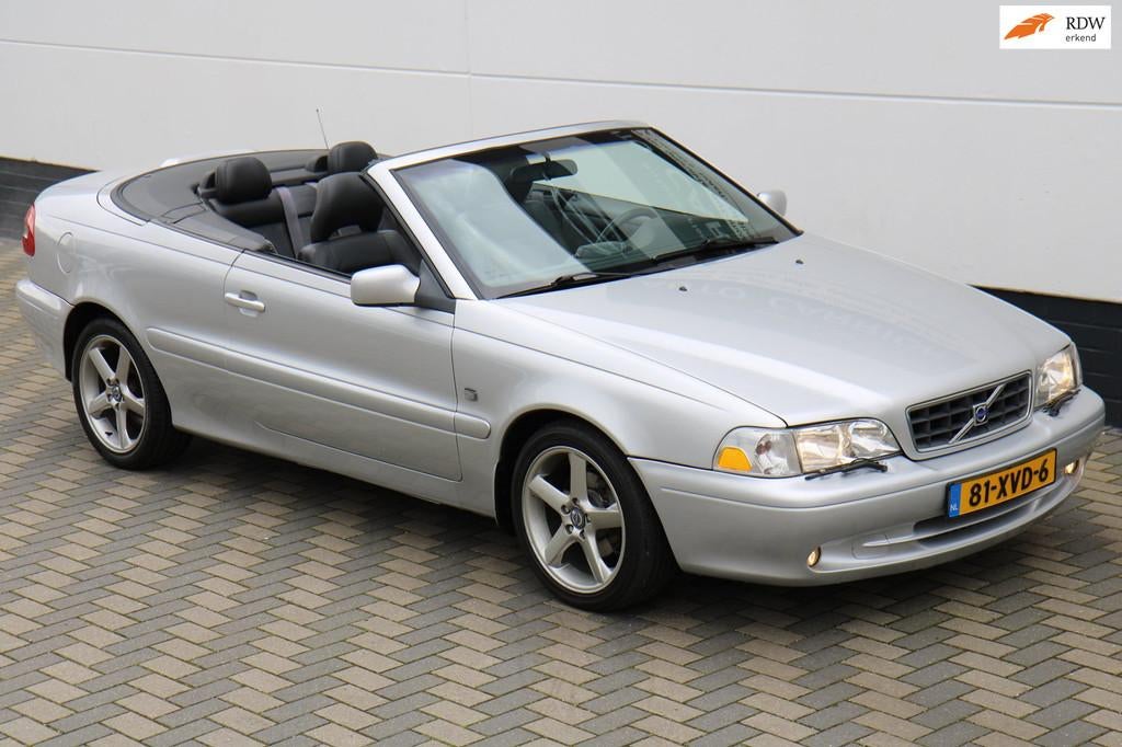 Volvo C70 Convertible 2.4 T Sport 193PK Aut. Youngtimer !, C70, Gebruikt, Cabriolet, 4 stoelen