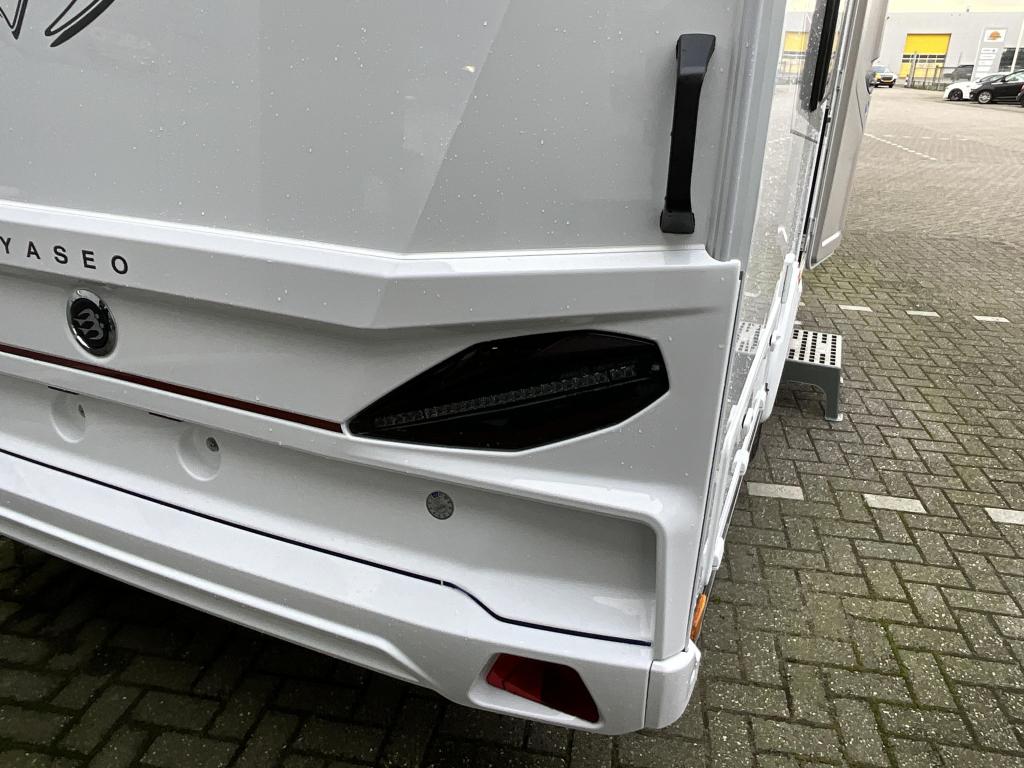 Knaus Yaseo 340 PX COMPACT-GRATIS MOVER, Standaardzit, Overige typen, Bedrijf, 750 - 1000 kg