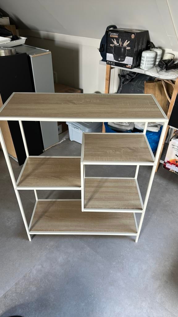 Kastje, Ophalen, Zo goed als nieuw