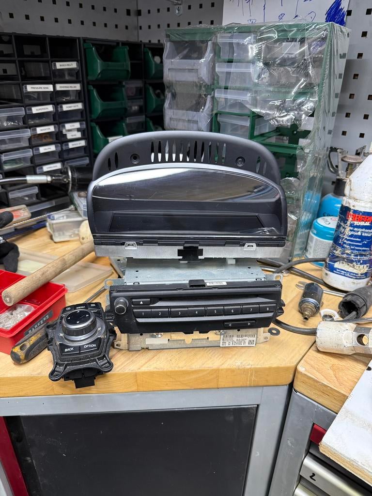 Navigatie set e90 e91 e92 groot scherm, Auto-onderdelen, Ophalen, Gebruikt, BMW